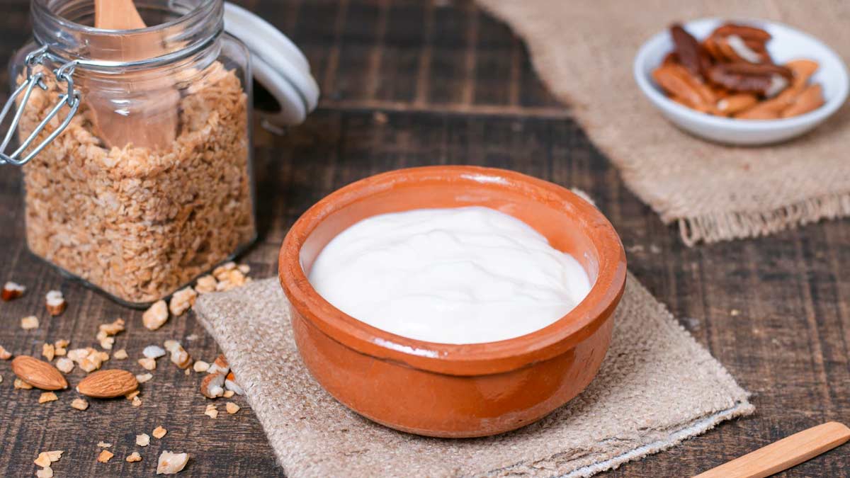 dahi ke fayede for dryness