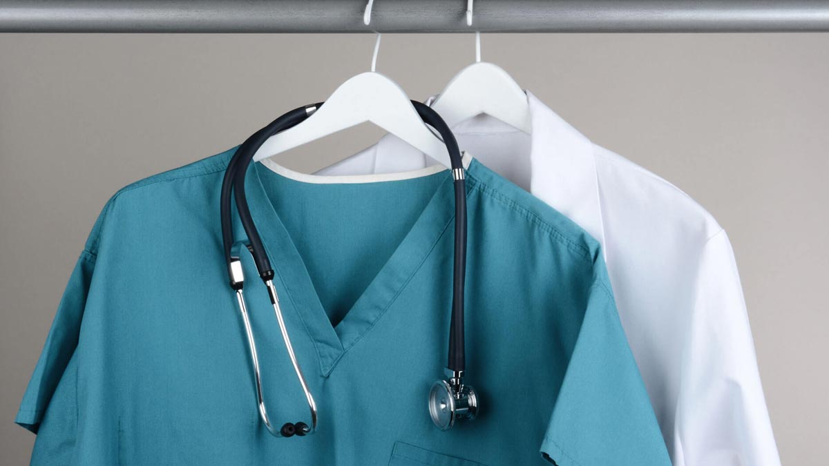 doctor green vs white coat