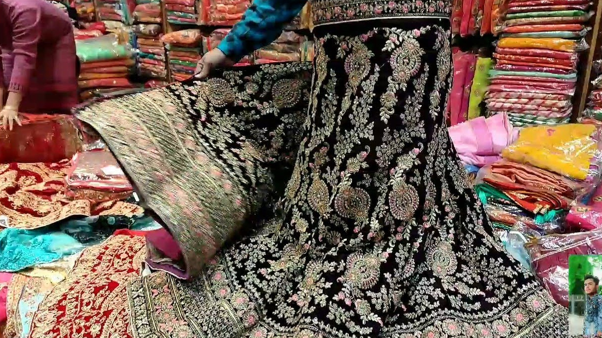 nandlal chaurha market kaise pahuche