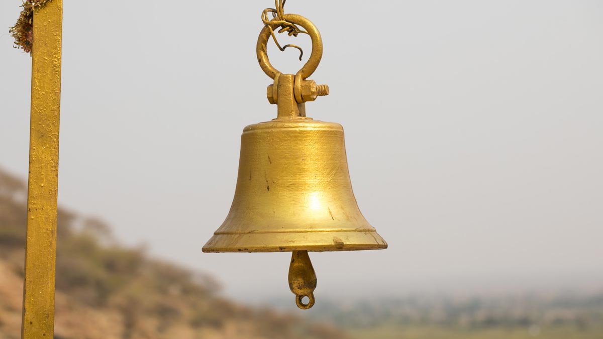 significance of bell inside the temple