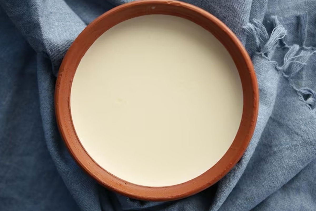 benefits of curd raisin