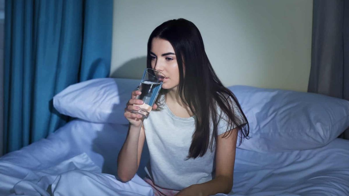 drinking water before sleep