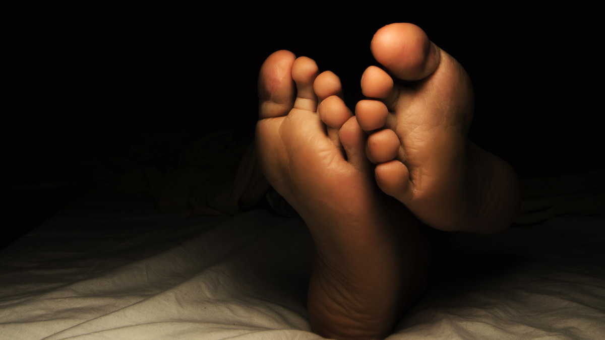 legs direction before sleep