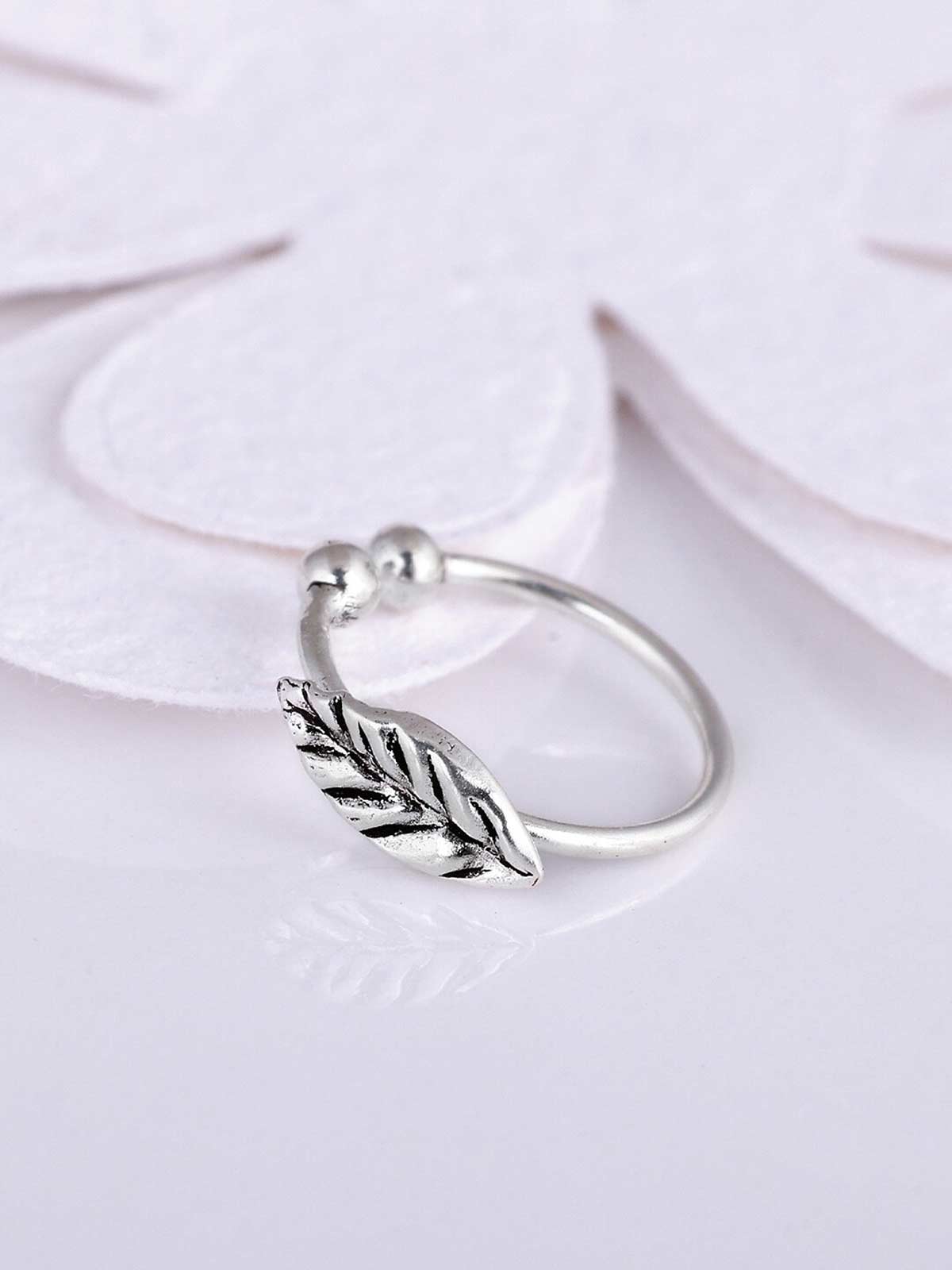 Leaf design nose ring