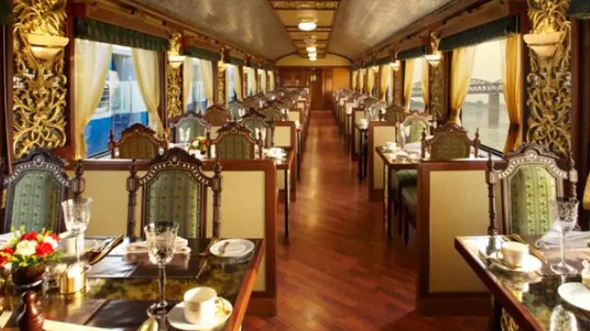 Luxury Trains Travelling Tip in hindi