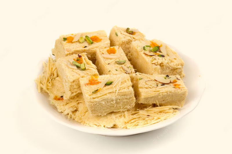 Which city is famous for soan papdi in India