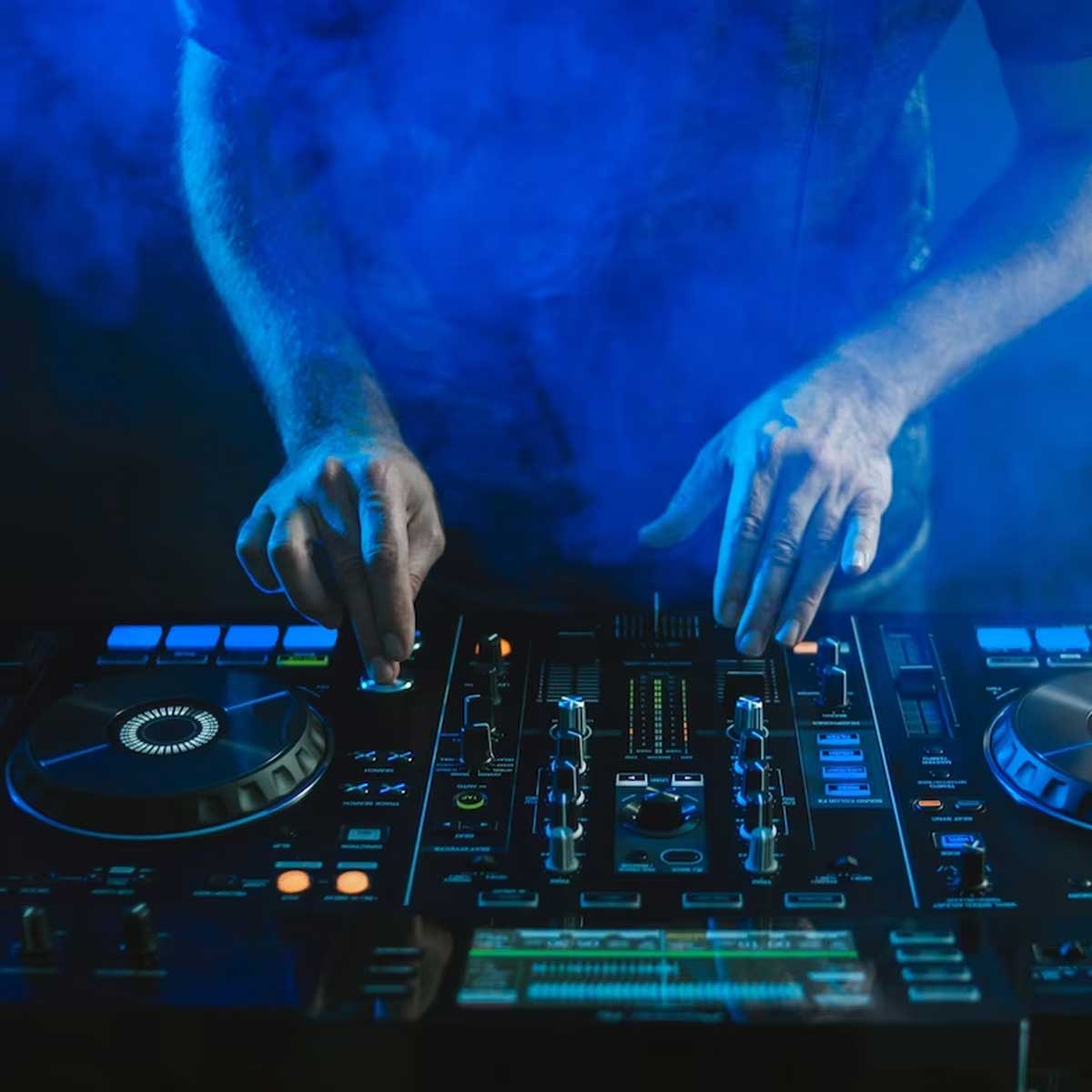 friendship day party place in gurgaon