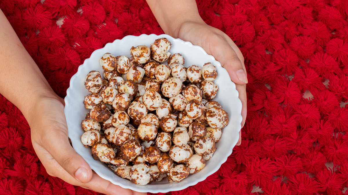 how to make makhana ladoo