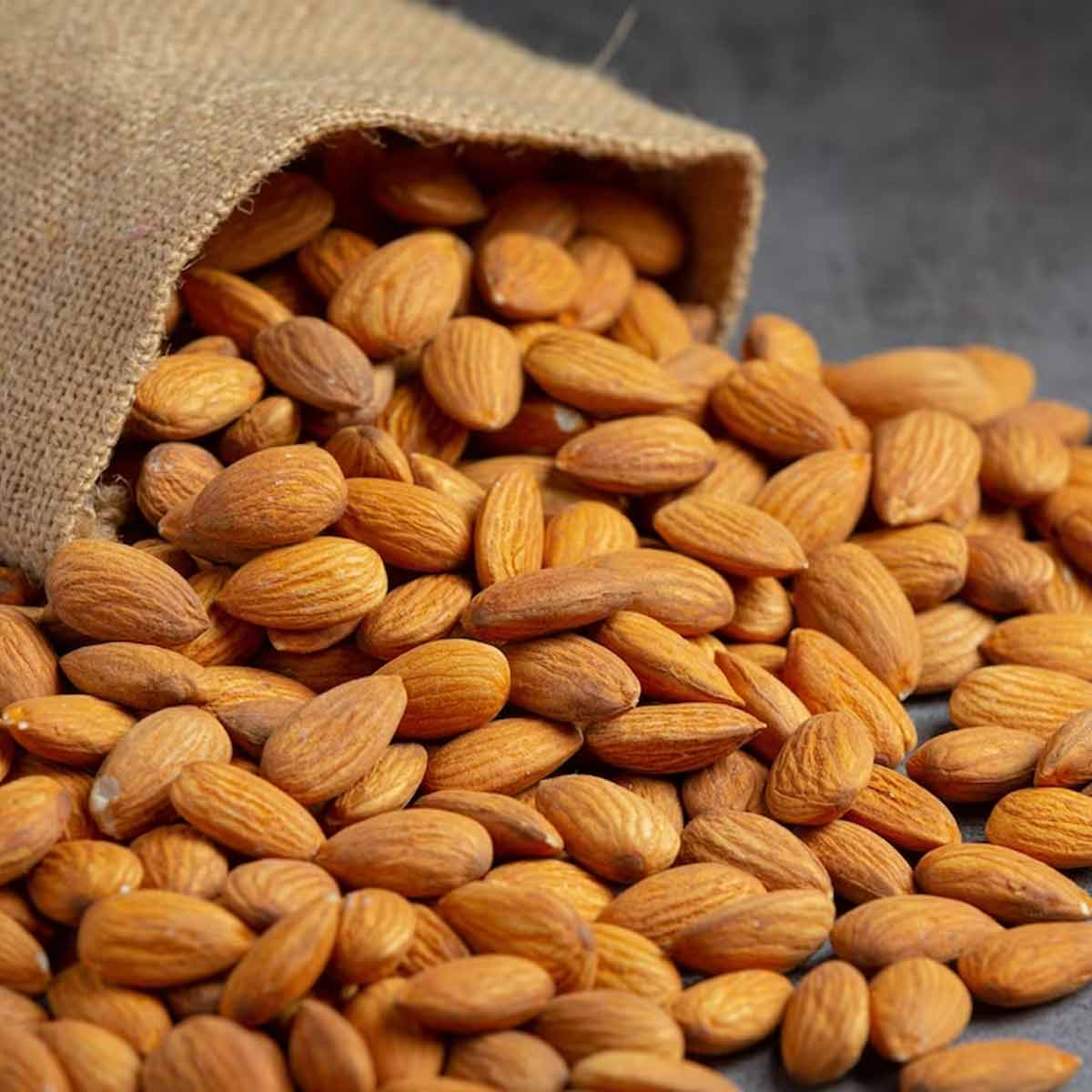 nuts for weight loss badam