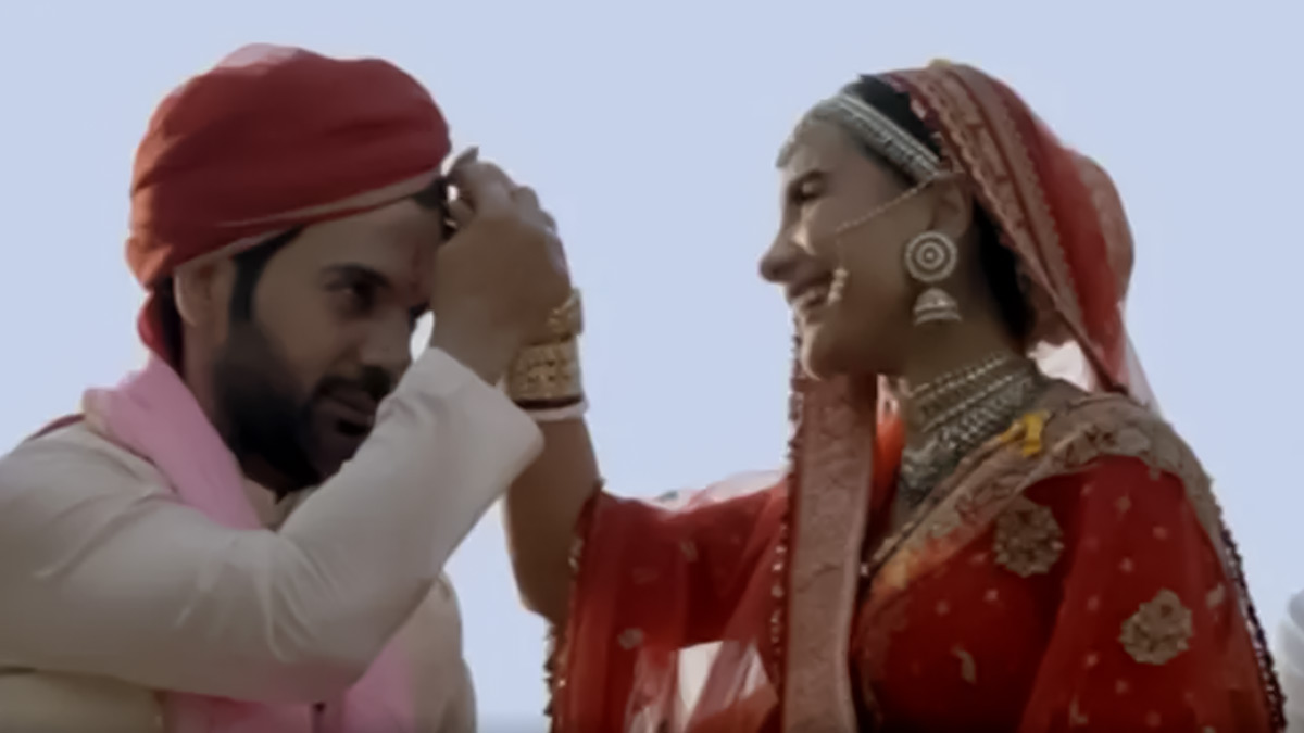 rajkumar rao sporting sindoor