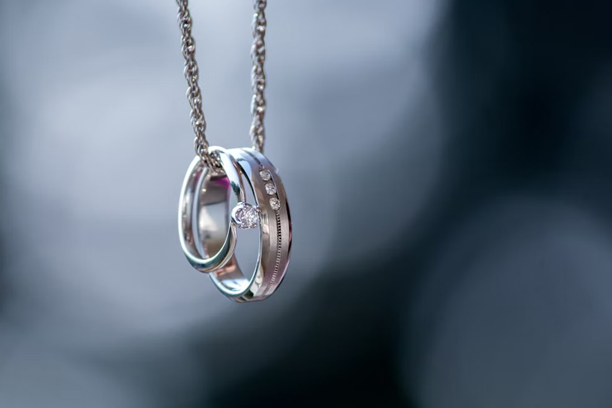 silver is not good for which zodiac signs