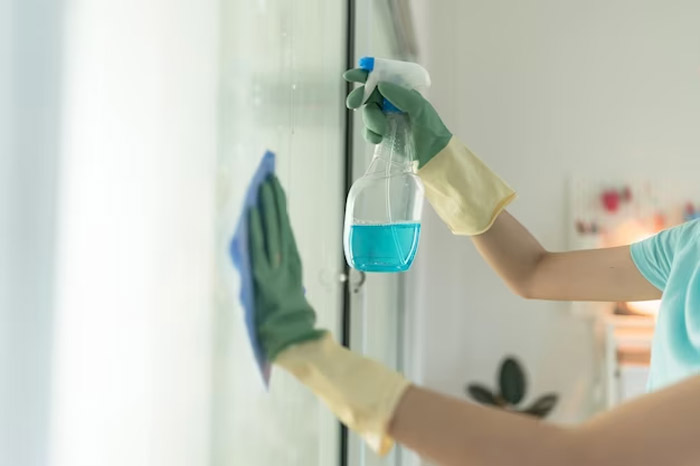 Glass shower cleaning tips