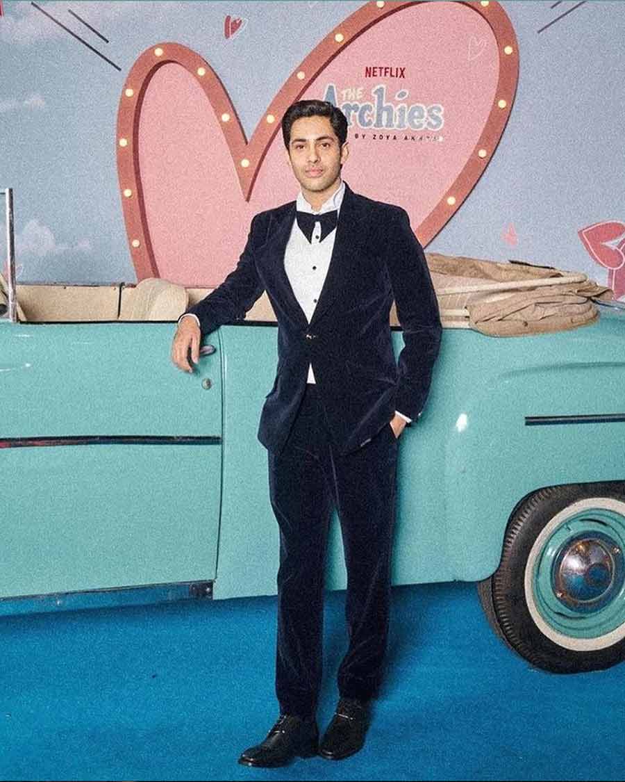 bollywood celebrities who are not on instagram