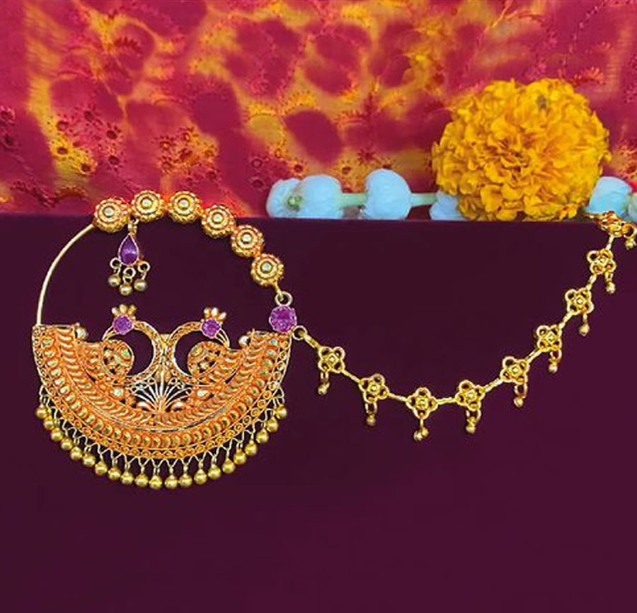 gold pahadi nath design
