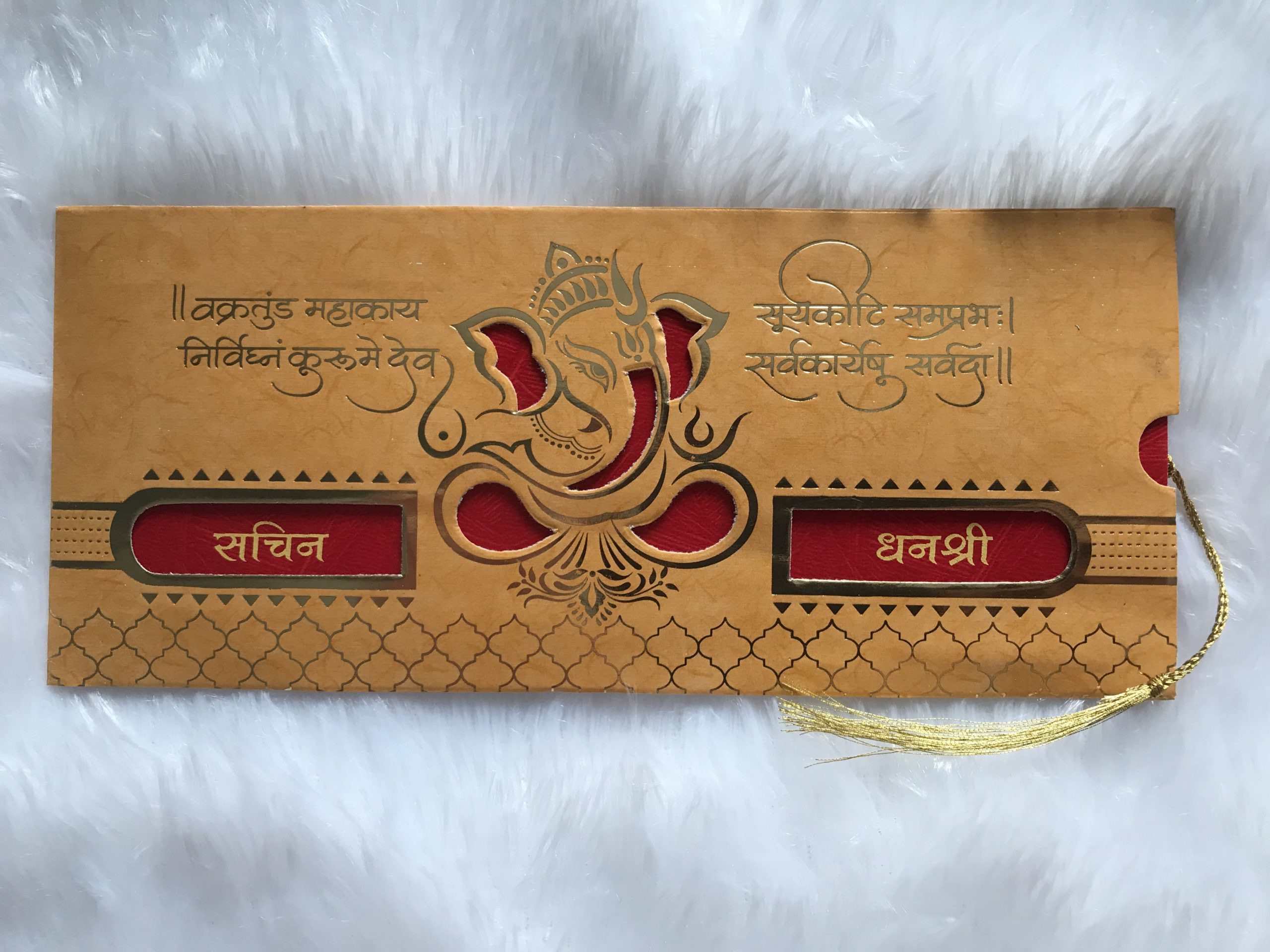 kya shadi ke card par ganesh ji banane chahiye