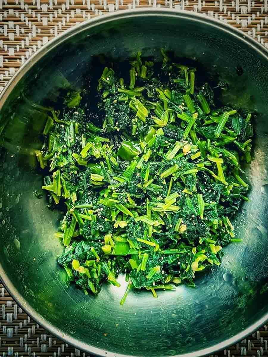 mooli ka saag recipe