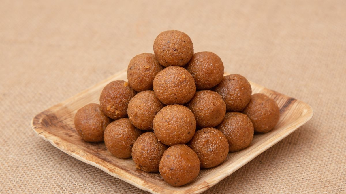 panjiri laddoo