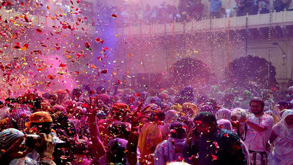 Holi in Vrindavan Tour