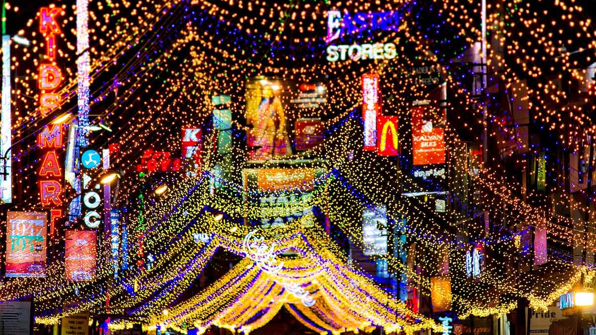 commercial street shopping