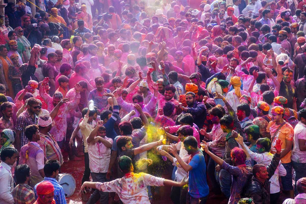 holi is not celebrated in these villages
