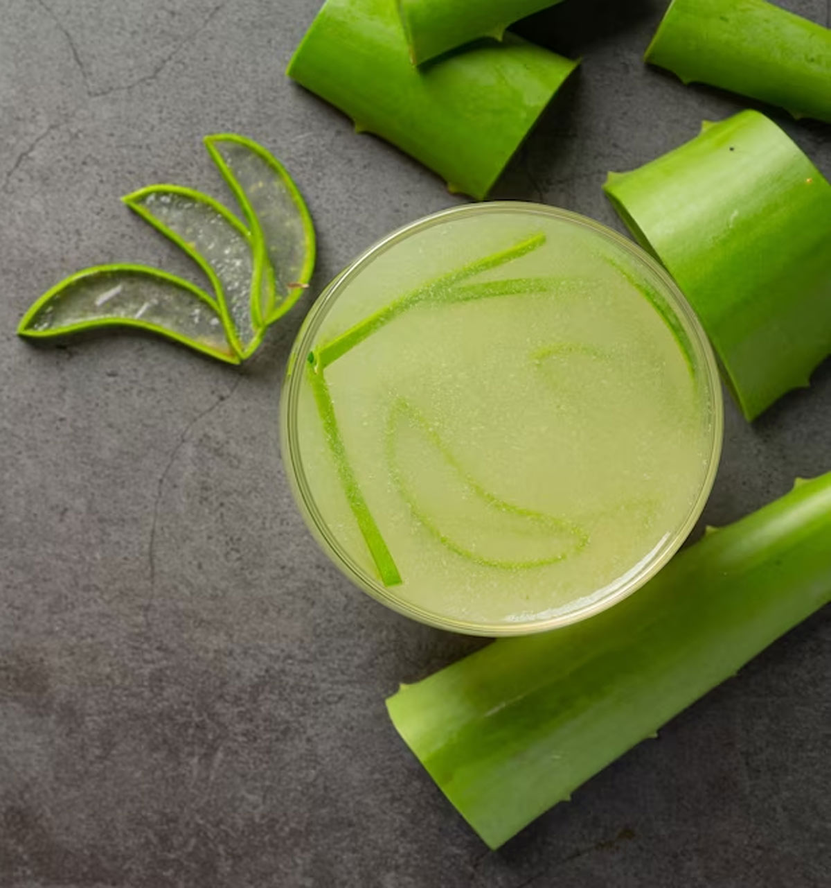 homemade moisturiser using aloe vera