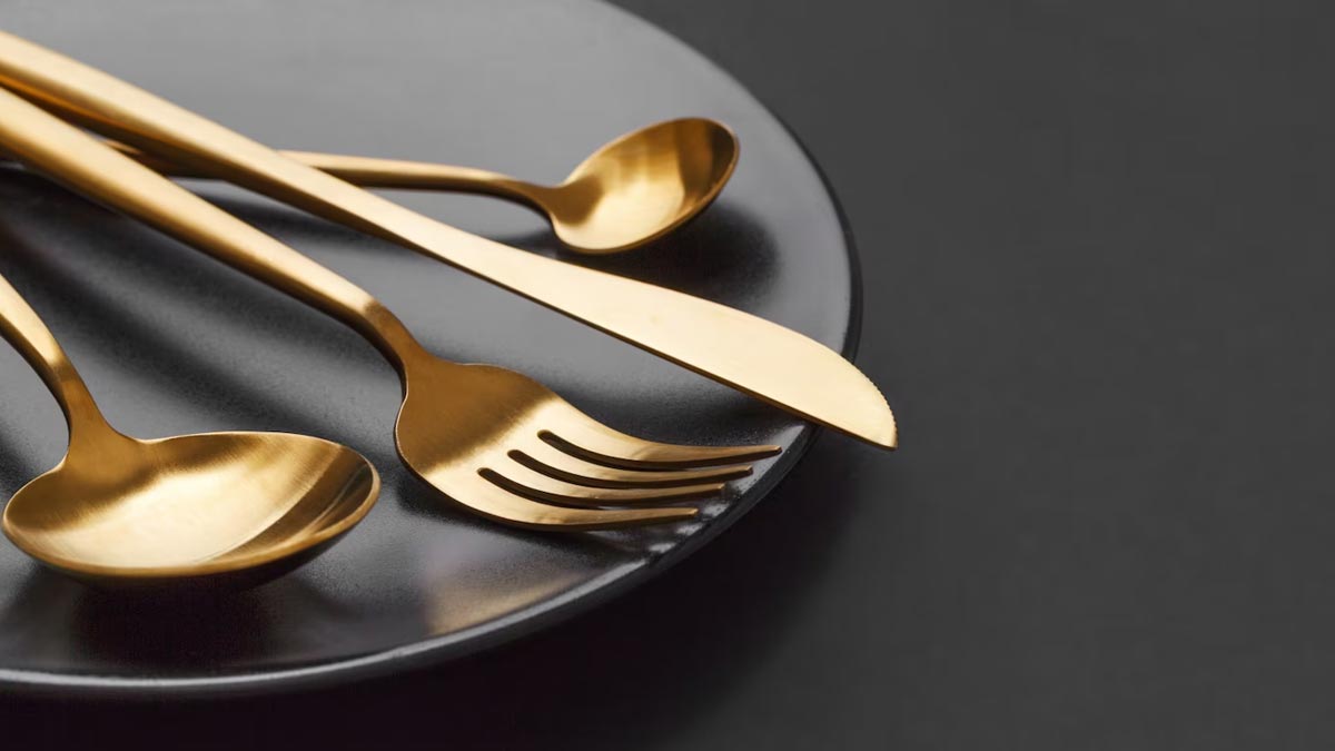 how to clean utensils with tamarind