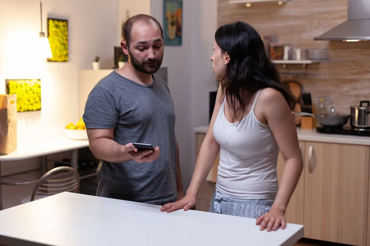 husband and wife lies