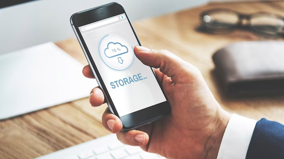 whatsapp search history