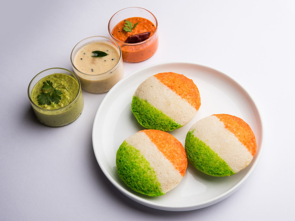 colour idli in tamil