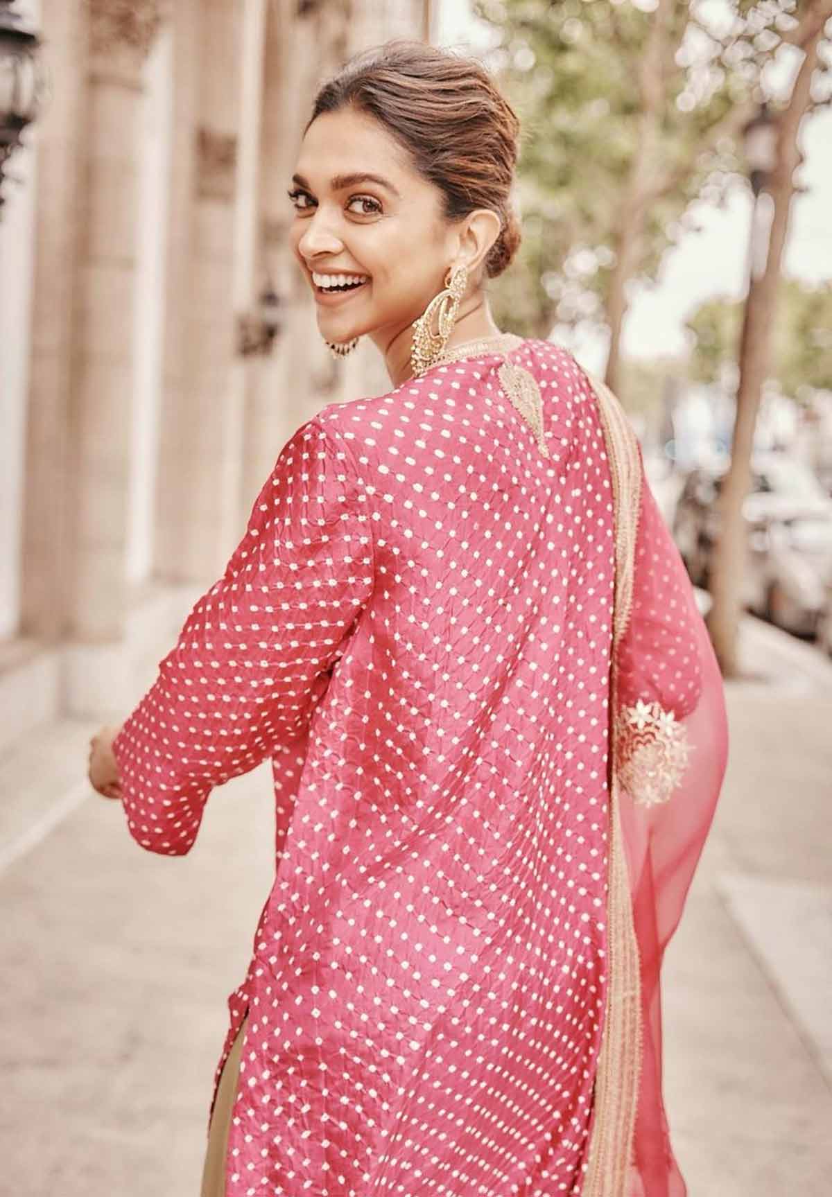 deepika padukone involved in big controversies