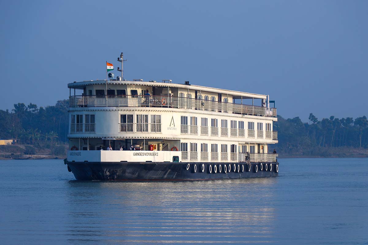 ganga vilas packages