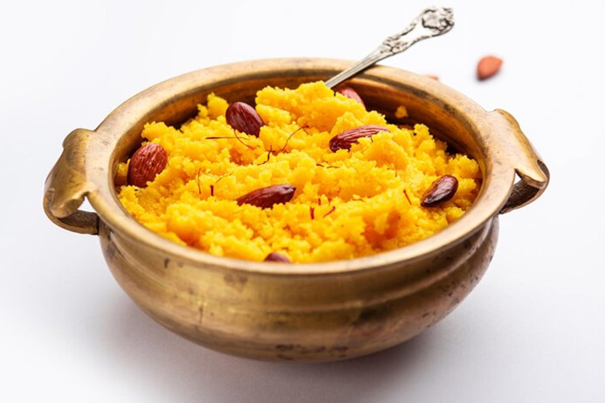 kesar halwa for saraswati puja