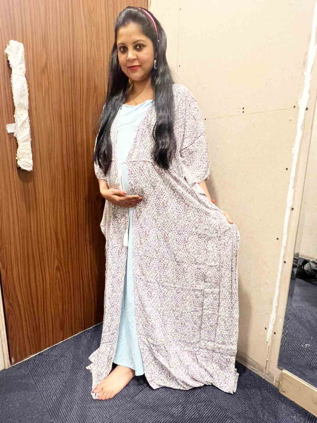 look stylish in pregnancy try these maternity outfits