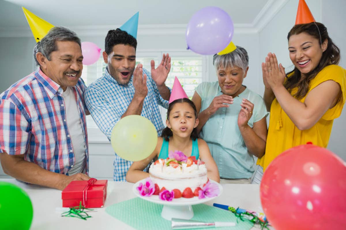 organise birthday party at home