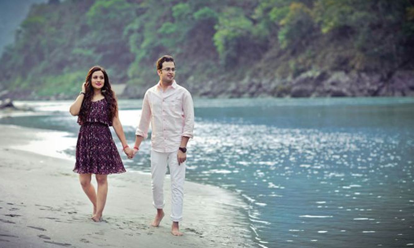 Top Places For Pre Wedding Shoot In Rishikesh पर वडग फटगरफ