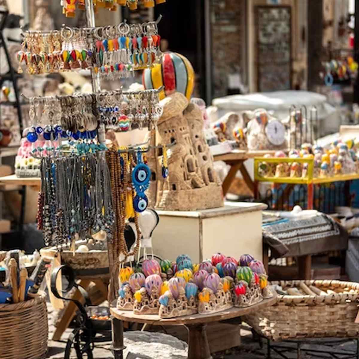 Market facts in hindi