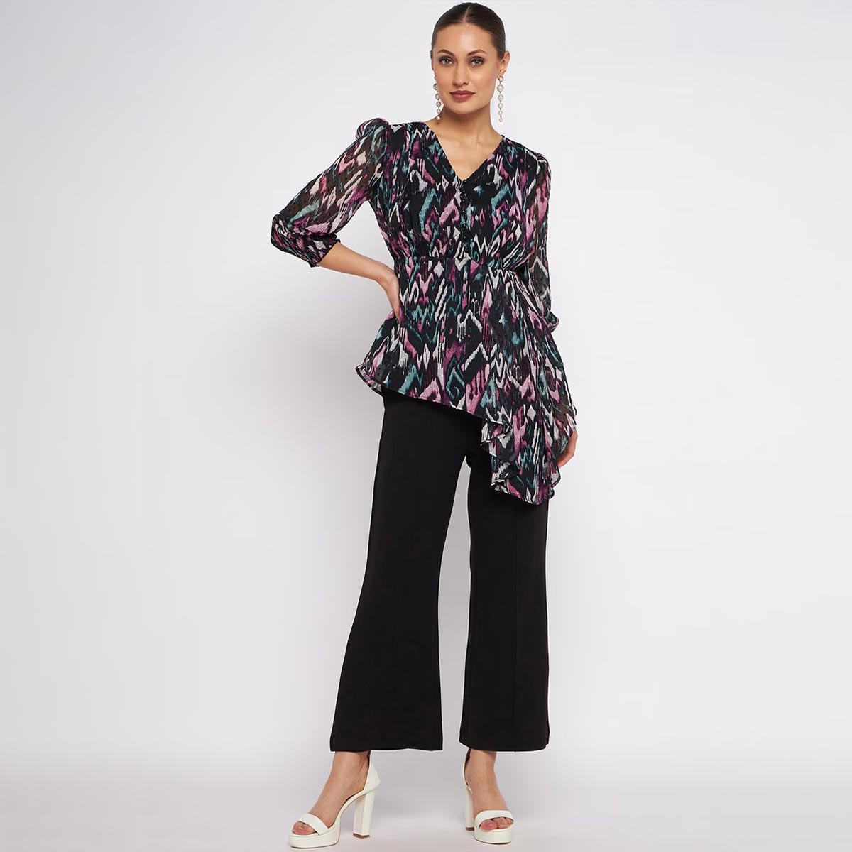 Printed tip with pant for college