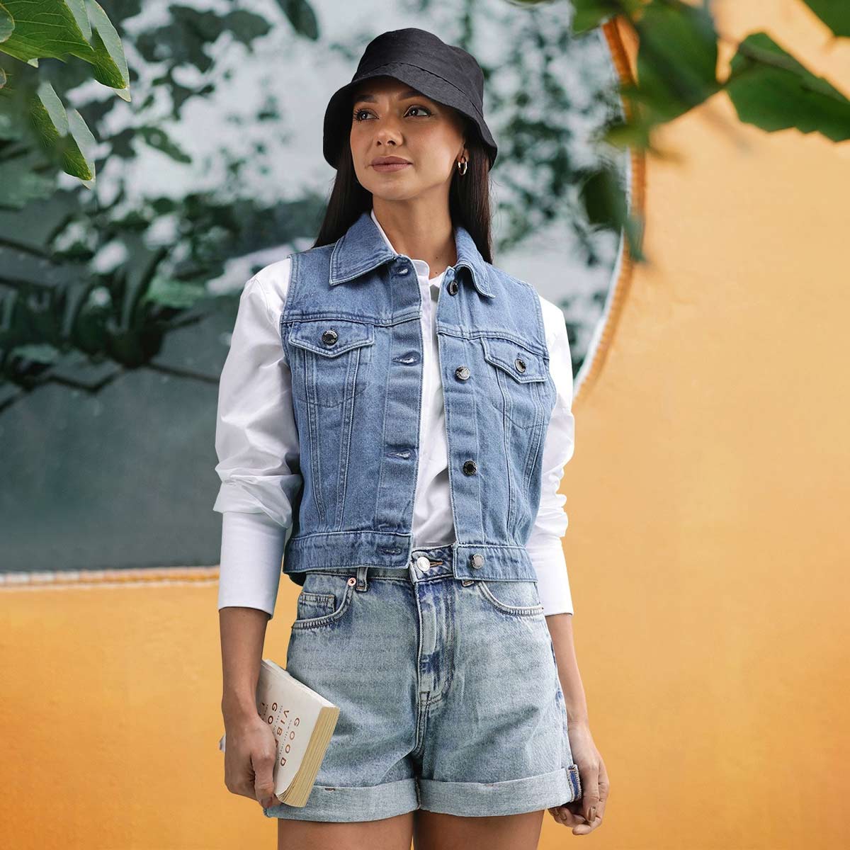Shorts with denim jacket