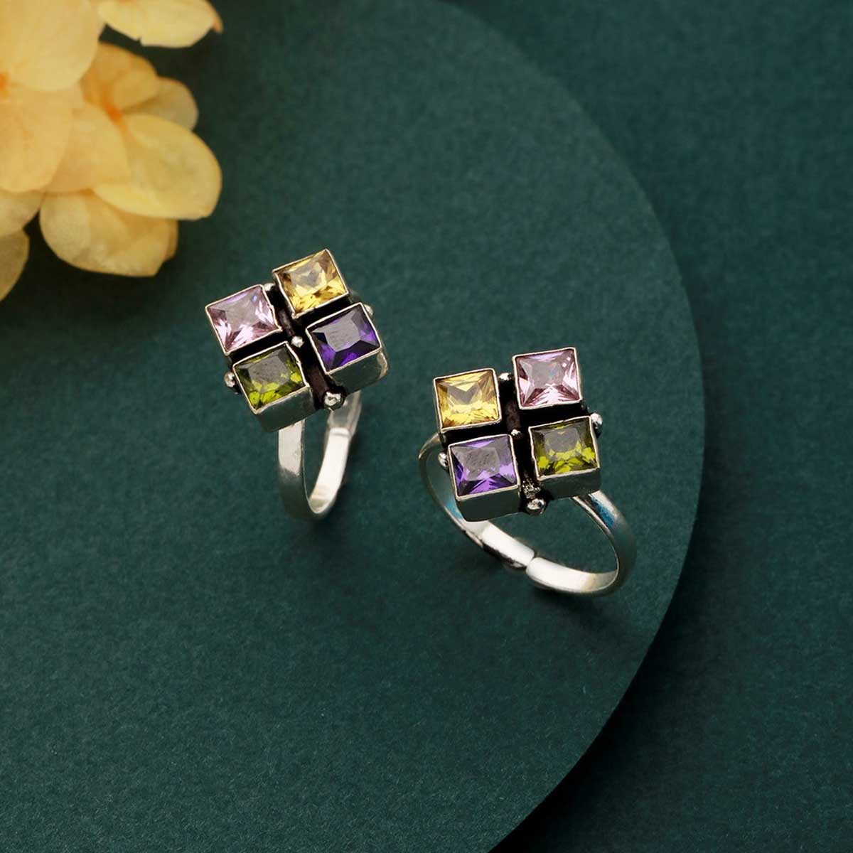 Square style toe ring desigsn