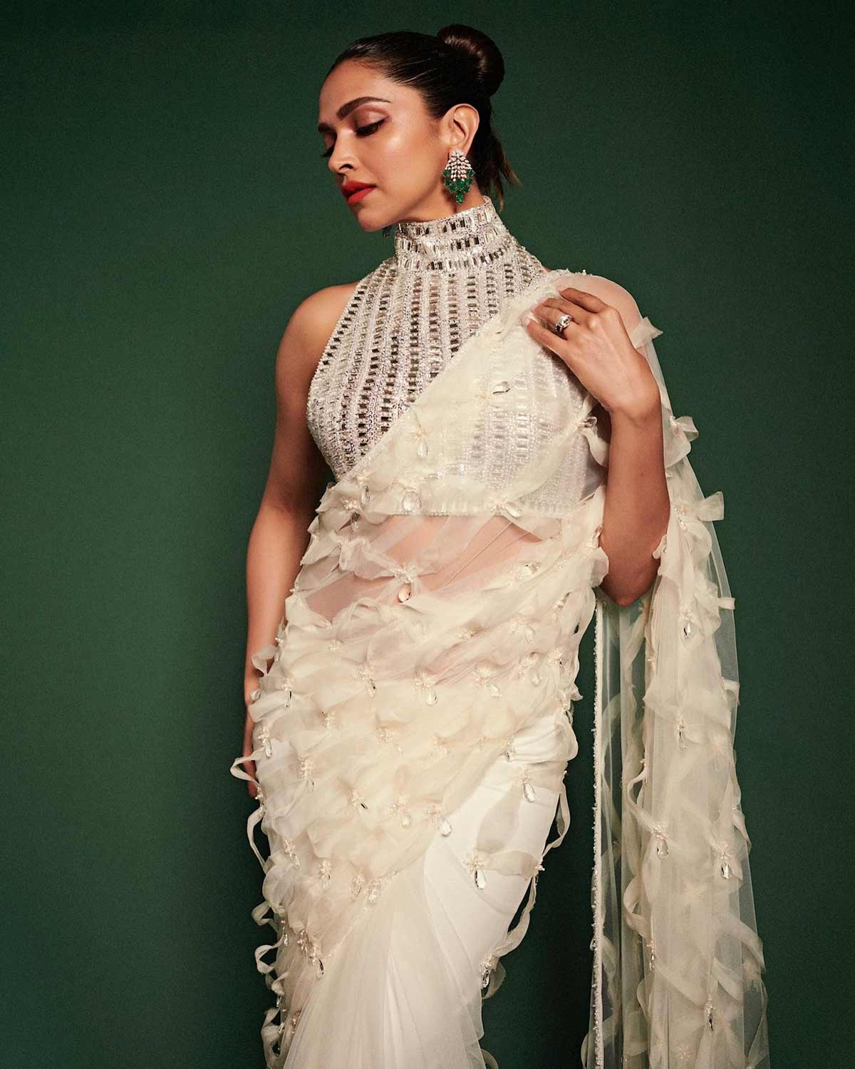 haulter blouse design