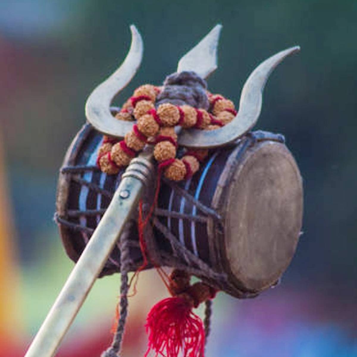 keeping damru at home signs in hindi