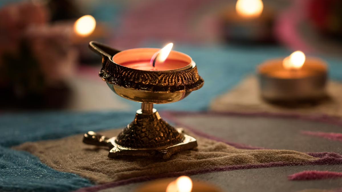 donate deepak for happy life