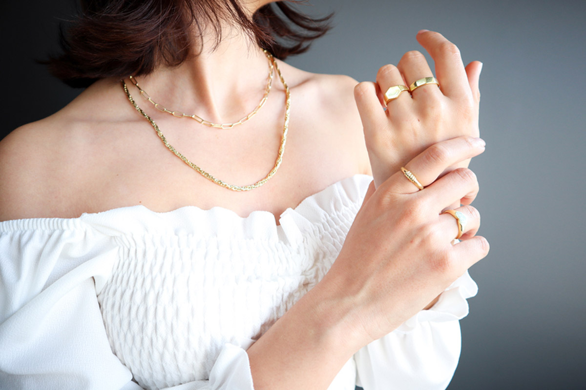 maintain shine of gold and diamond ring