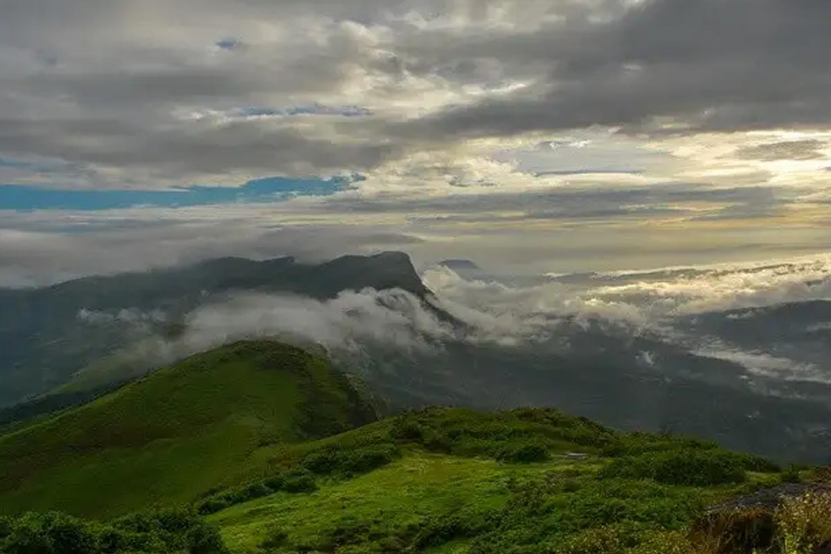 top places to visit in monsoon in karnatak