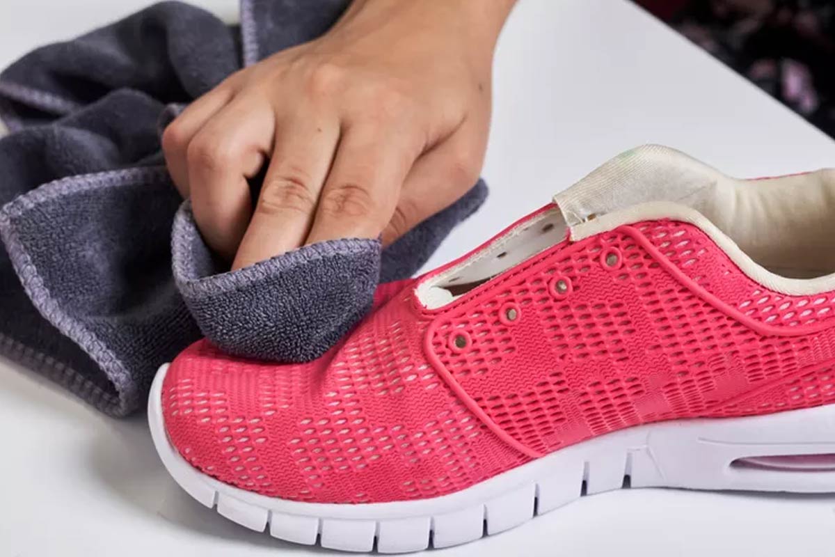 hacks to clean shoes