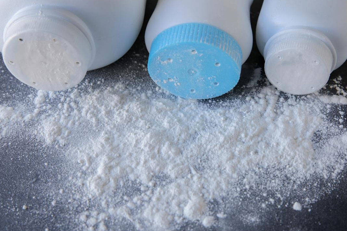 how to use baby powder for oily hair