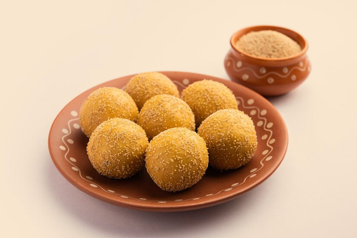 khaskhas besan laddu