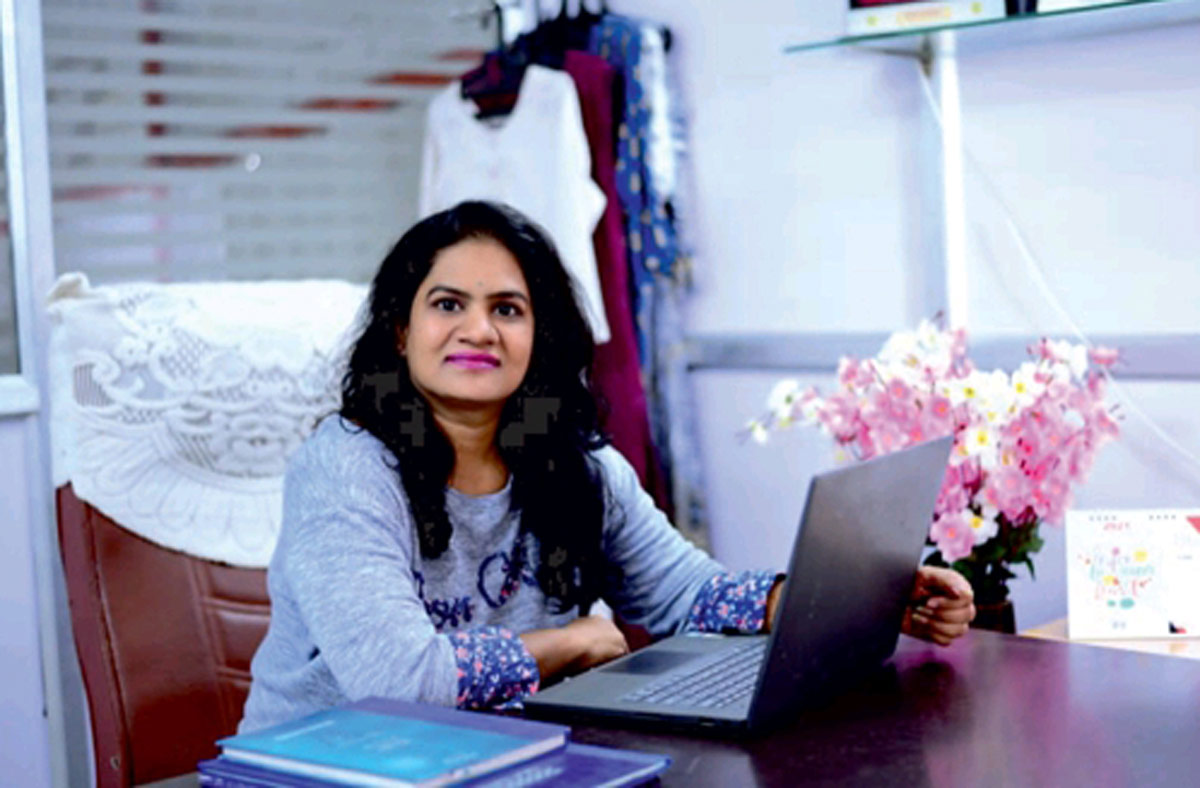 know about hemalatha yadki founder of vibha fashion wear