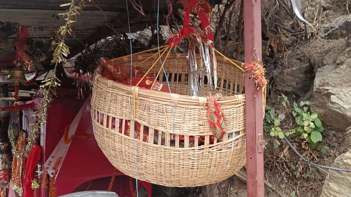 pashan devi temple in nainital