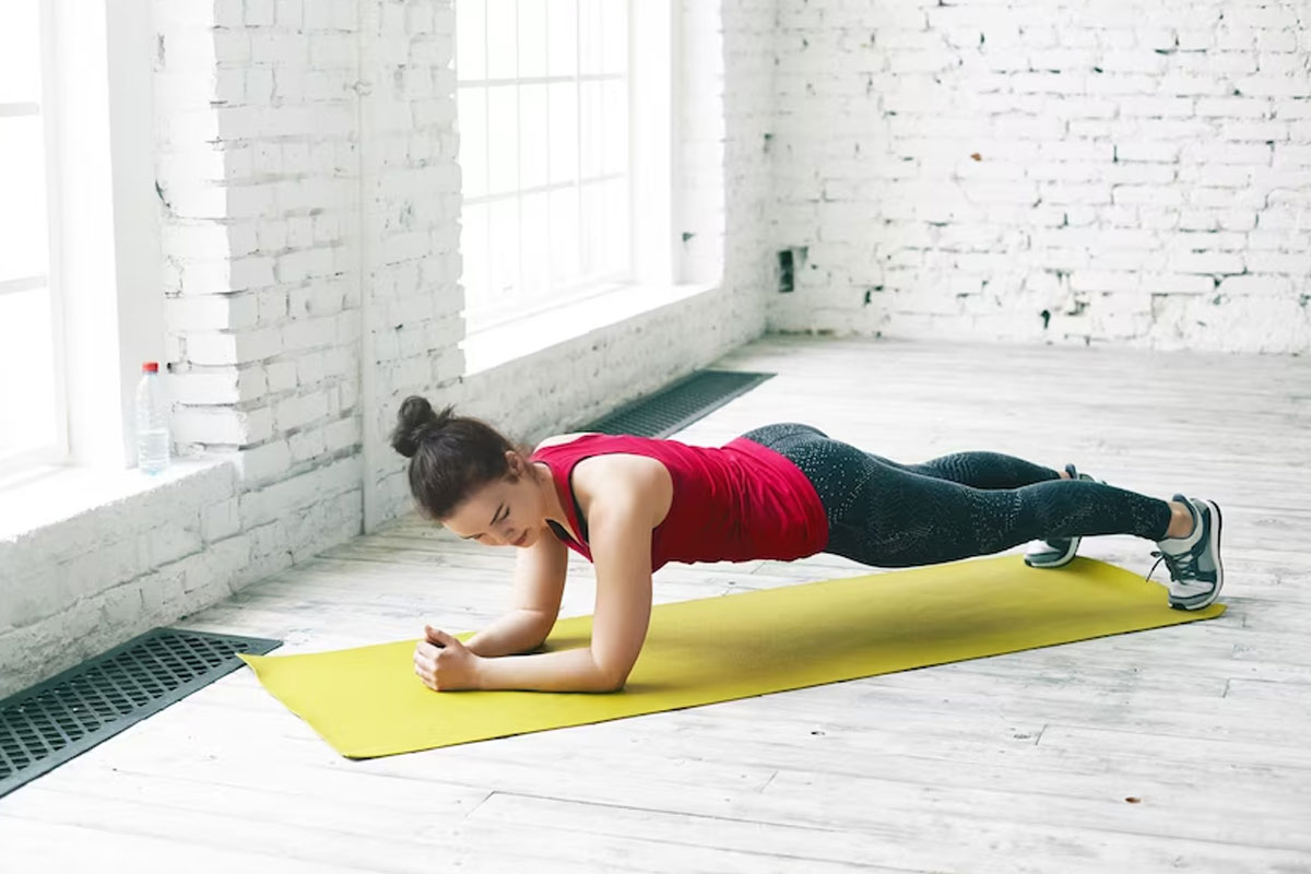 right way of doing plank